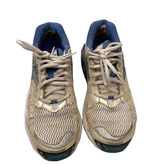 Brooks Ariel DNA Womens Sz 10.5 Preowned As Is - Picture 2 of 13